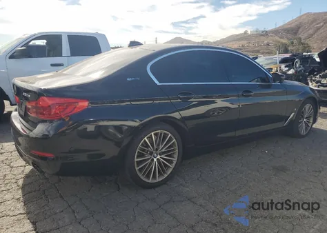 2019 BMW 530E из США, поврежденный, VIN WBAJA9C59KB399010